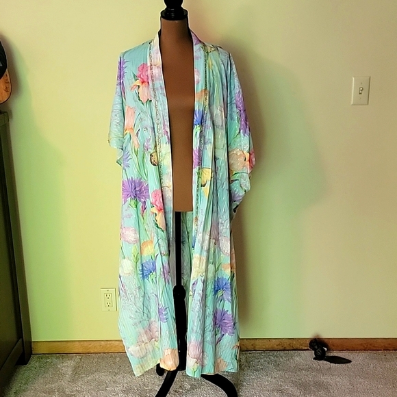 Aratta Iris Lurex Handbeaded Kimono One Size - Picture 1 of 6